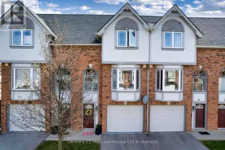 Executive Condo Townhome 3 Bed 2 Bath Private Garage Bonus Room