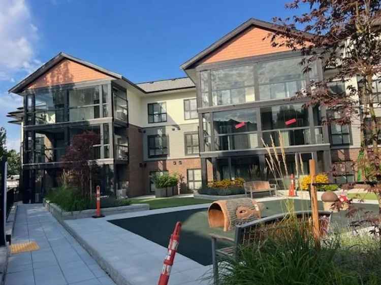 Chilliwack Condo - Move In Ready Top Floor Suite