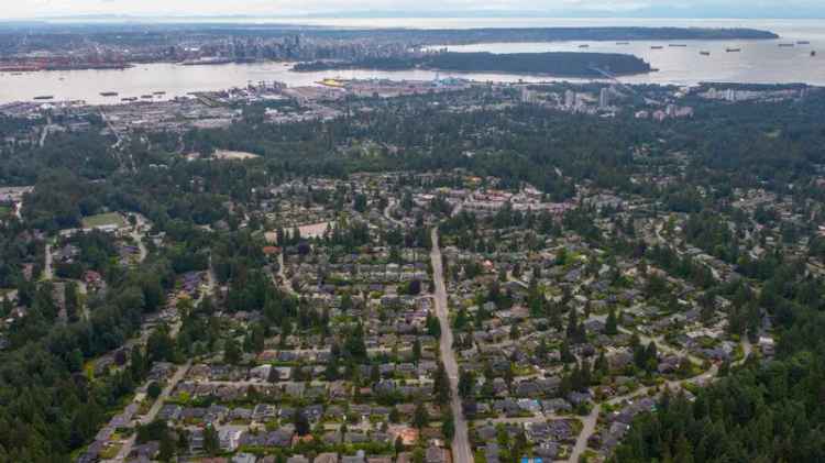 Edgemont Village Family Home 3 Bed 2 Bath Move in Ready