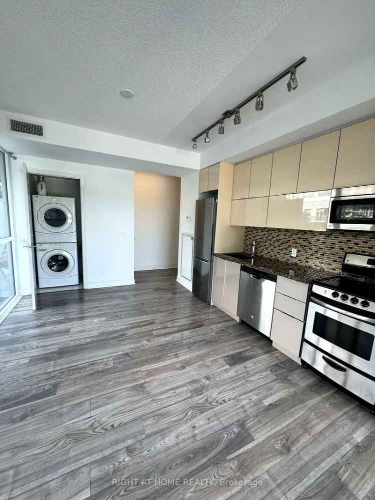 Condo For Rent in Toronto, Ontario