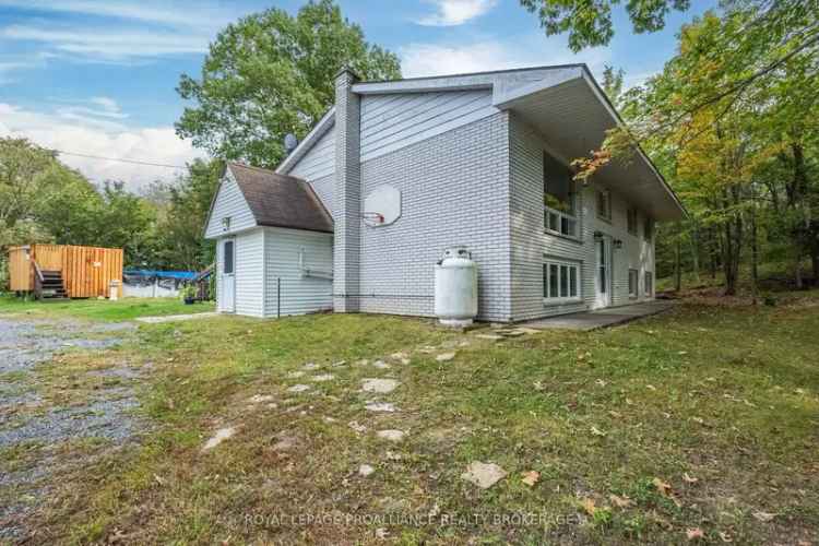 House For Sale in South Frontenac, Ontario