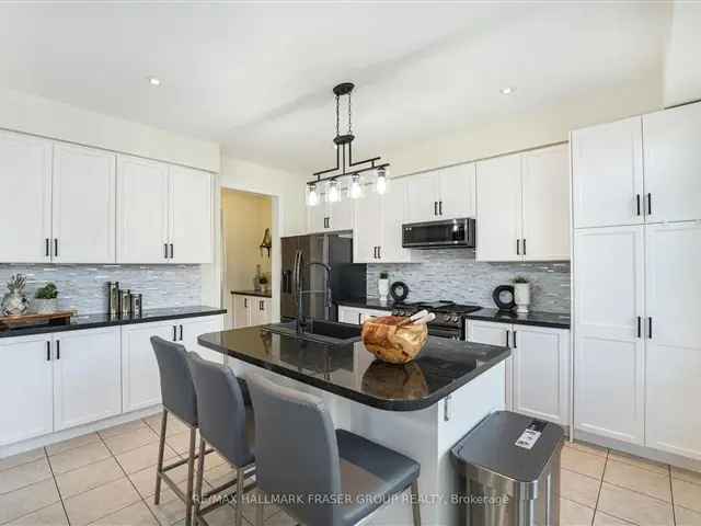 House For Sale in Pickering, Ontario