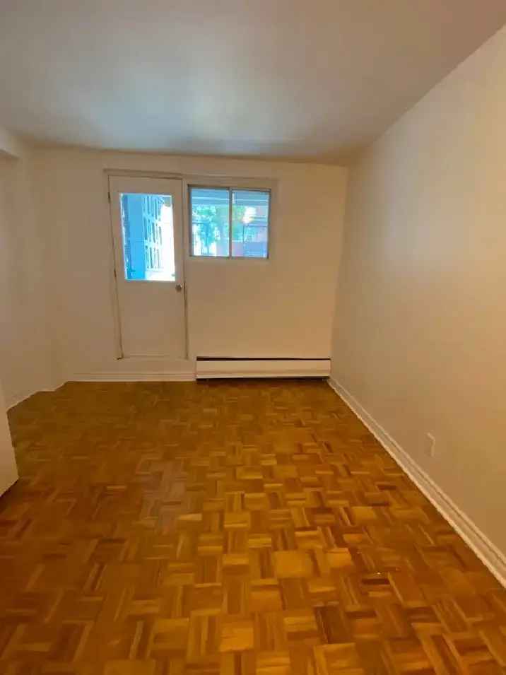 NDG (Loyola) - 1½ heat hot water incl. AVAIL NOW