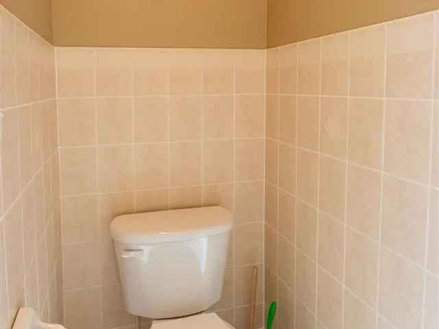 House For Sale in Waterloo, Ontario