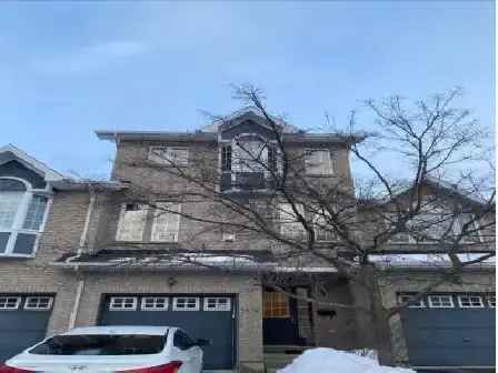 Luxury 3-Bedroom House Near TOH CHEO Alta Vista