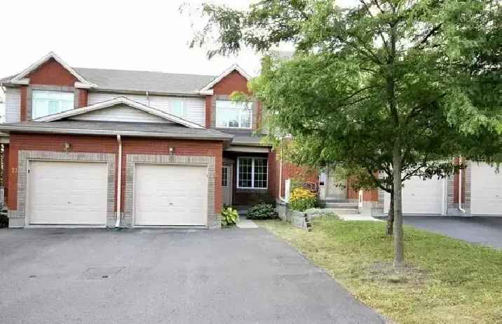 Townhome for Rent Ottawa 115 Carwood Circle