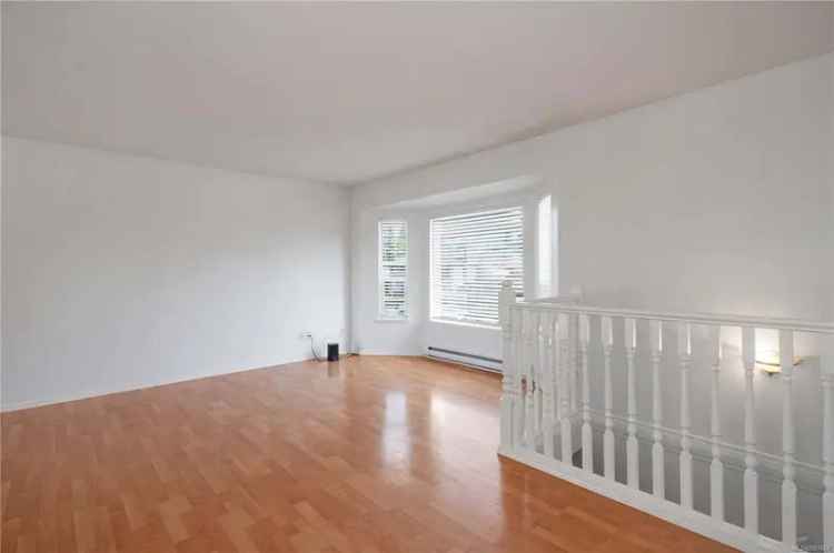 Updated 4-Bedroom Home with In-Law Suite - Campbell River