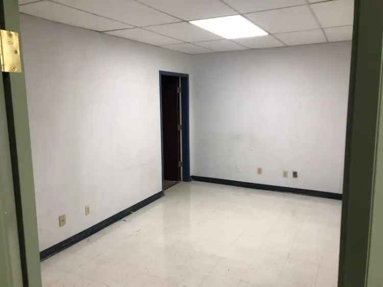 Office For Rent in Medicine Hat, Alberta