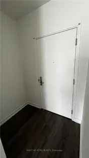 3 rooms apartment of 83 m² in Toronto