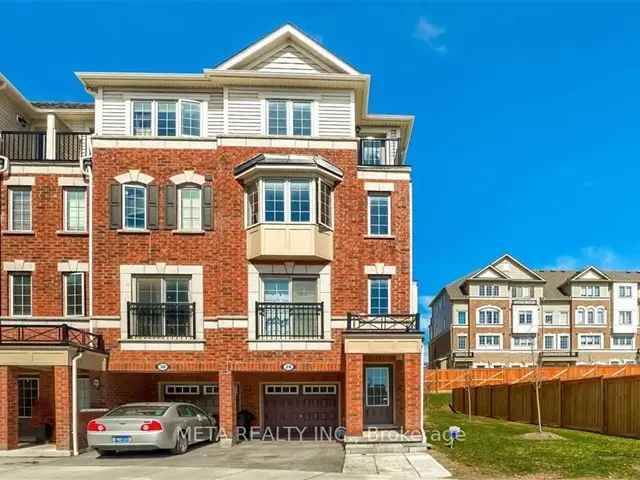 Dream Home Alert Gorgeous End Unit Townhouse in Windfields