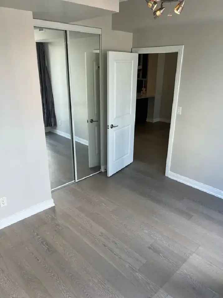 Rent 1 Bedroom Apartment in Yorkville with Scenic Park Views and Amenities