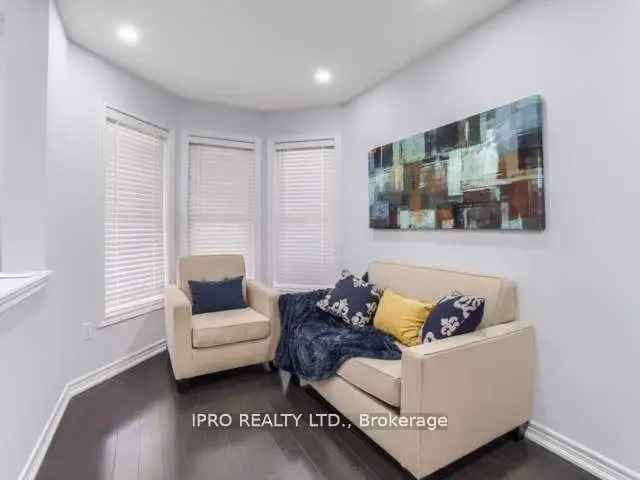 House For Sale in Milton, Ontario