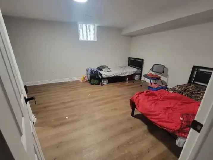 Sharing room for rent and only for female