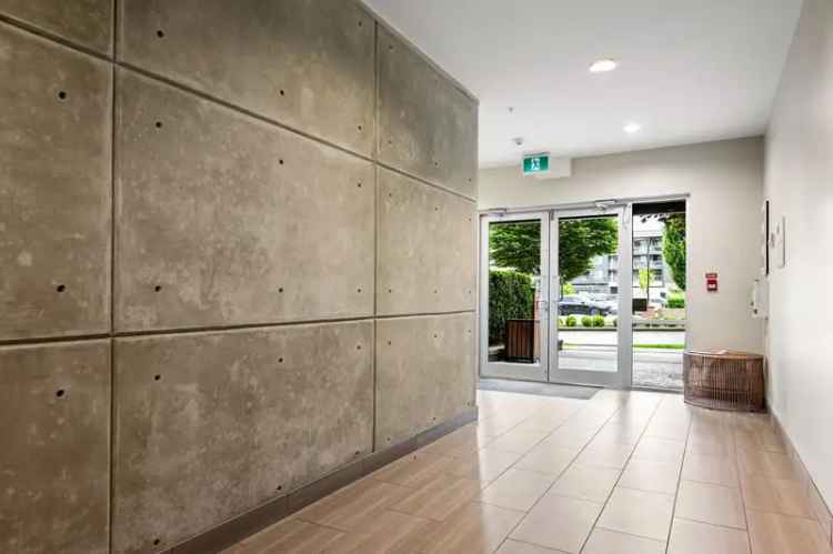 Hudson's Loft Condo Abbotsford 2 Beds 2 Baths Pet Friendly