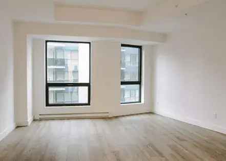 1 room apartment of 68 m² in Montreal