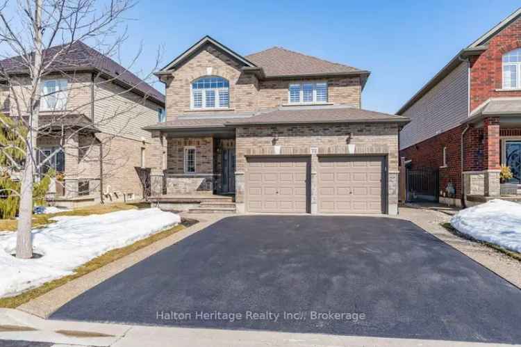 House For Sale in 72, Garinger Crescent, Hamilton, Ontario