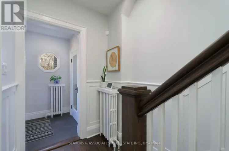 House For Sale in 181, Castlefield Avenue, Toronto, Ontario