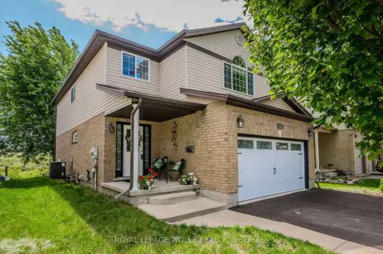 House For Sale in Waterloo, Ontario