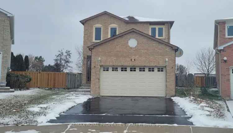 4 Bedroom Family Home in Milliken - Large Lot