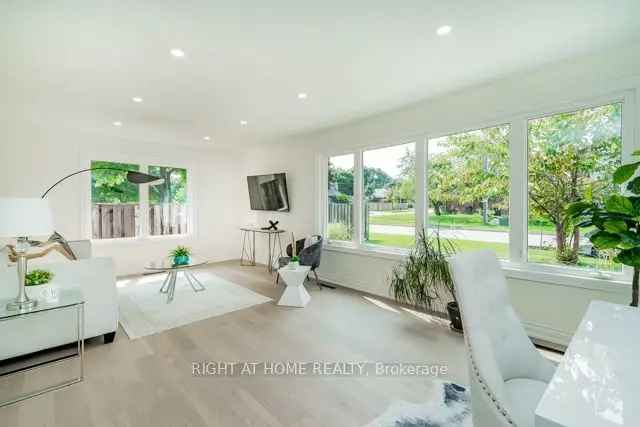 House For Sale in Toronto, Ontario