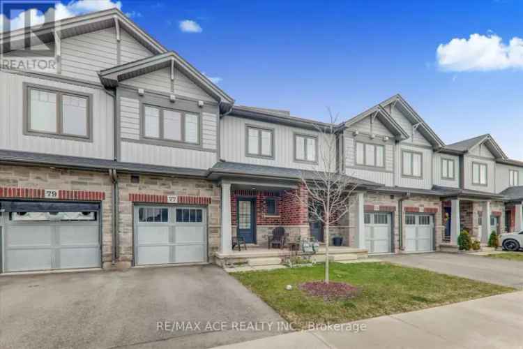 3-Bedroom Townhome in Streamside Community Near Niagara Escarpment