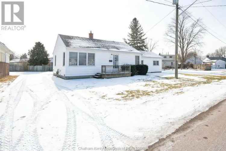 Wallaceburg 2 1 Bedroom Home Near Schools