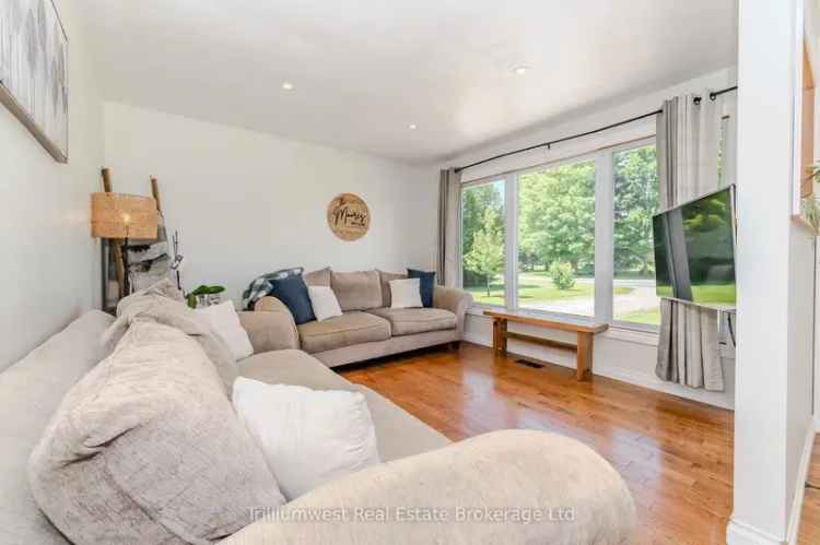 Princeton Family Bungalow 3 Bed 2 Bath Finished Basement Large Patio
