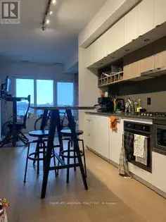 1 room apartment of 478 m² in Toronto