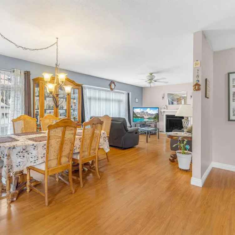 4-Bedroom 3-Bath House for Sale 2038 sqft Large Lot
