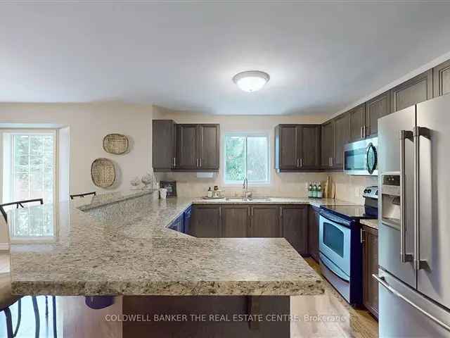 Beautiful Newmarket Home - Open Concept, Finished Basement, Close to Downtown