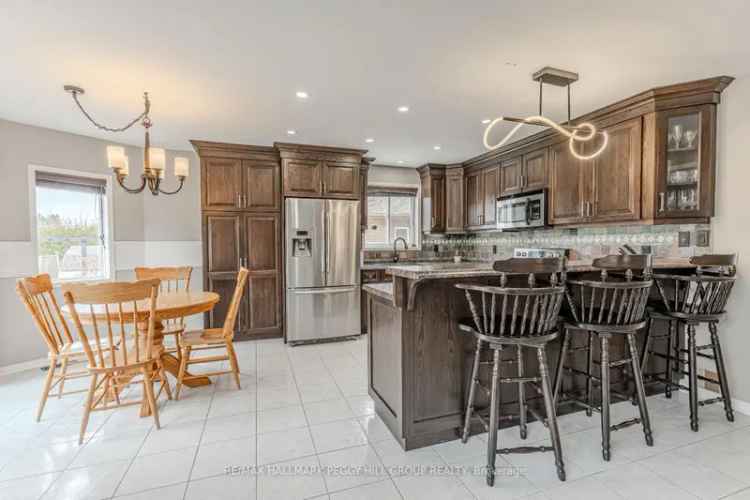 Family Home in West Barrie near Parks and Schools