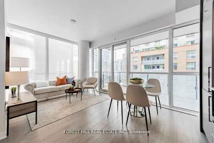 Luxury Karma Condo 1 Bedroom Corner Unit Yonge College