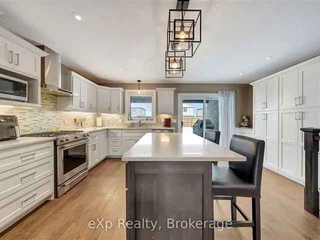 Modern Listowel Bungalow 4 Beds 25 Baths Finished Bsmt Heated Garage