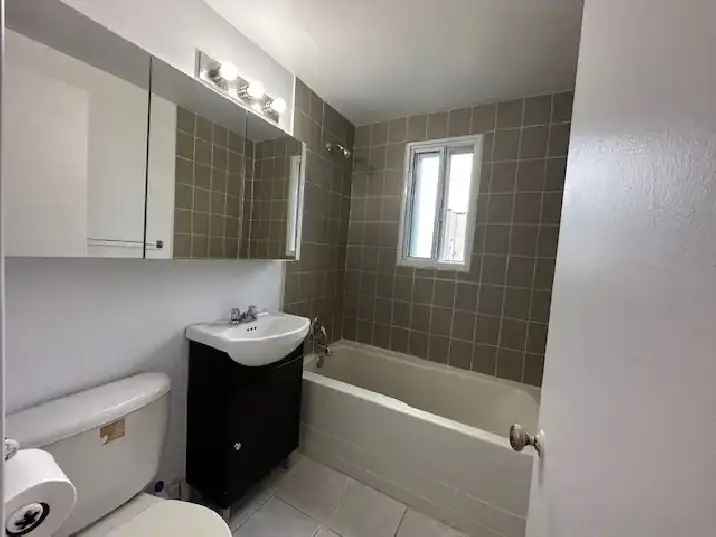 Large 4 1 2 Lachine Apartment for Rent Near HW20 and HW13