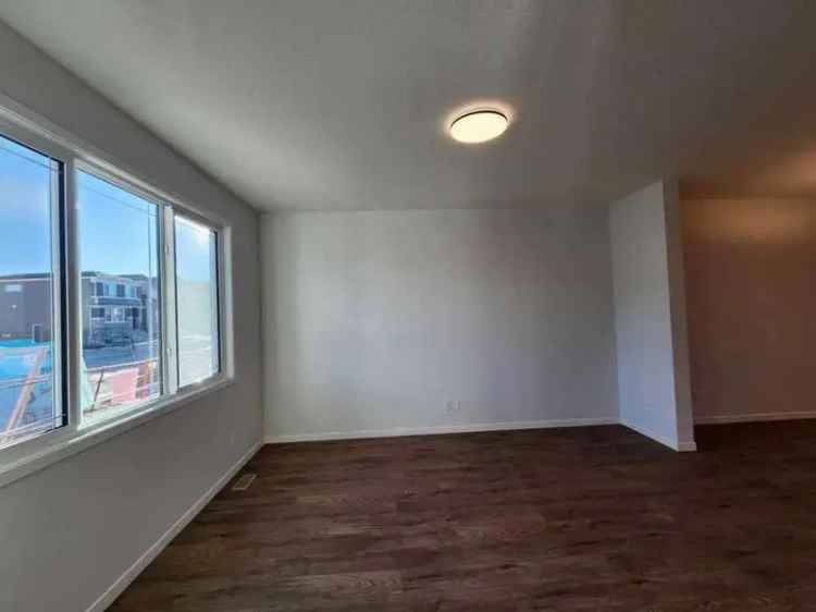 House For Rent in Calgary, Alberta