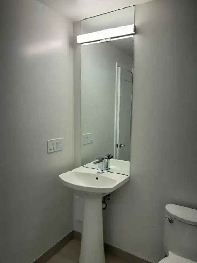 Brand New Downtown Toronto Condo Private Master Bedroom Bath For Rent