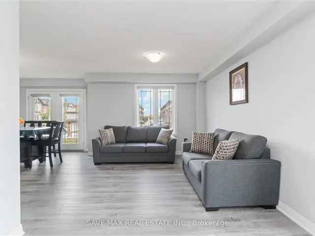 Summit Park Townhome 1600 sq ft 3 Bed 25 Bath Ravine Lot