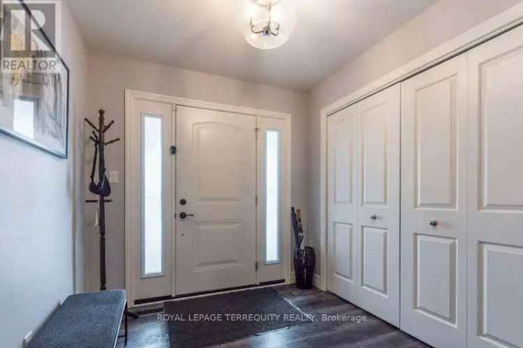 Buy Townhouse in Quinte West with Modern Features and Fenced Backyard