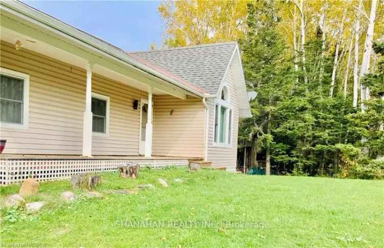 House For Sale in Municipality of Northern Bruce Peninsula, Ontario