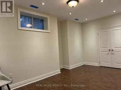 2 rooms apartment of 416 m² in Toronto