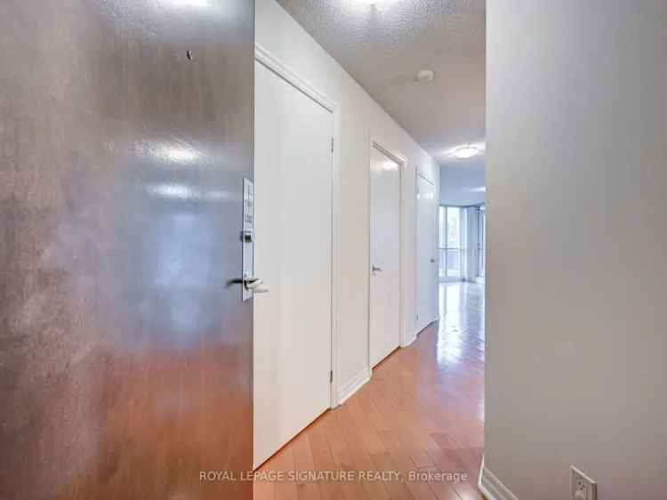 Downtown Waterfront Condo 2 BR 2 Bath Parking Included