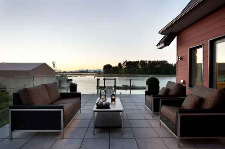 Luxury Waterfront Home with Boat Moorage in River Residences