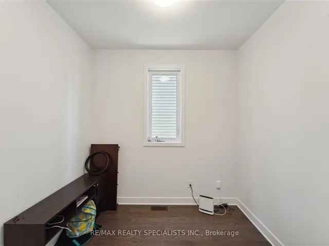 House For Sale in Ottawa, Ontario