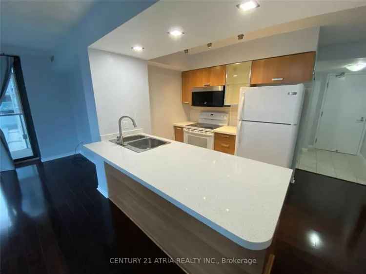 Rent Corner Unit In Bay College Neighbourhood With Modern Features