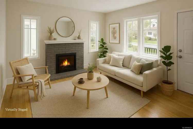 South Oak Bay Family Home 3 Beds 2 Baths Private Garden