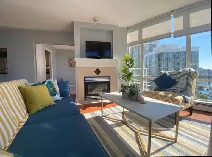 Rent Furnished Waterfront Condo in Yaletown with Stunning Views