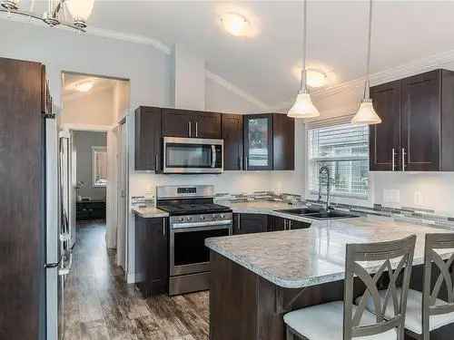 2019 Park Model Home in Westwood Lake Nanaimo BC