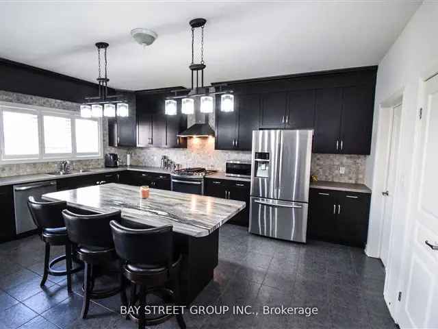 4 1 Bedroom 35 Bath Home in Welland