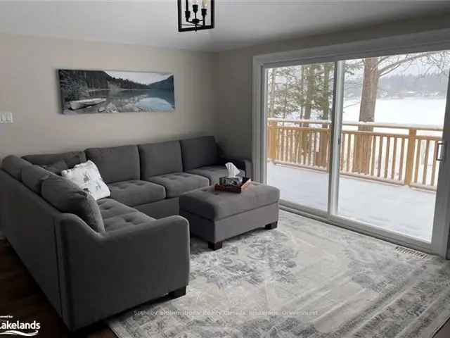 House For Sale in Gravenhurst, Ontario