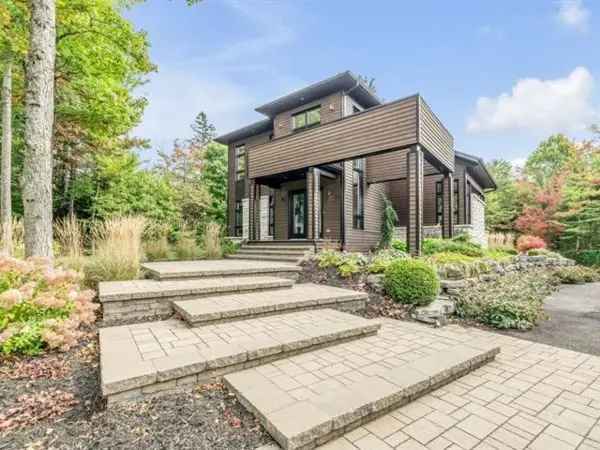 Contemporary House for Sale Quebec North Shore